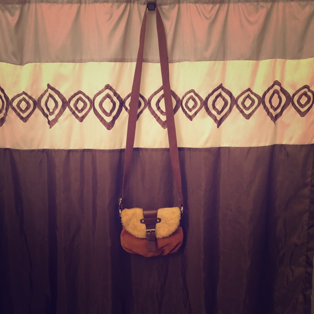 Crossover purse